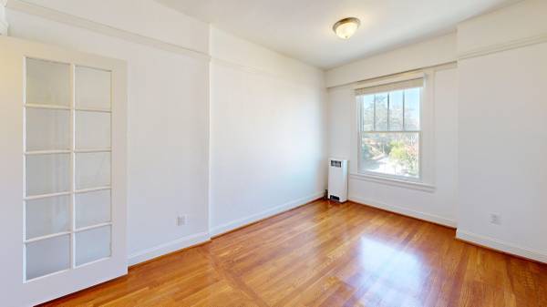 Apartments on Kraft Ave · Bronxville photo 5