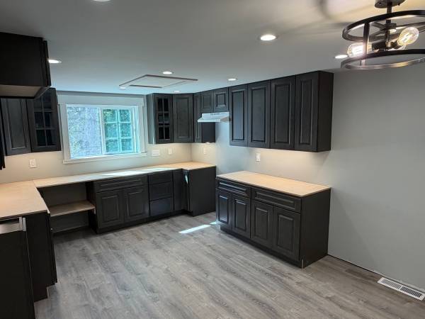 2BR/2BA Apartment · Sebastopol photo 4