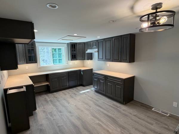 2BR/2BA Apartment · Sebastopol photo 3
