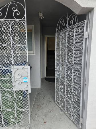 1BR/1BA Duplex on Mar Vista Dr · Daly City photo 2