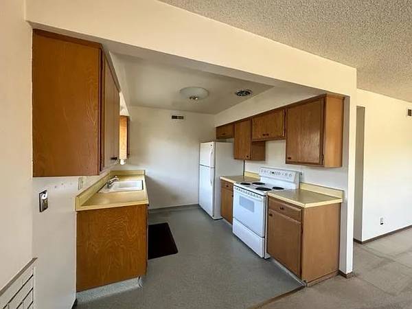 2BR/2BA Apartment on Carriage Dr · Santa Clara photo 5