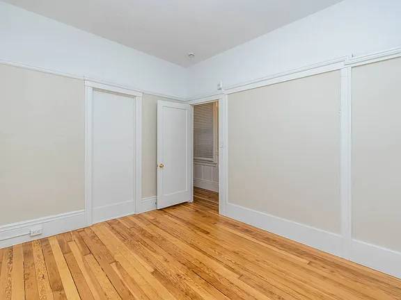 72 GOUGH Apartments photo 3