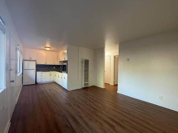 Apartments on San Jose Ave - A · Alameda photo 4