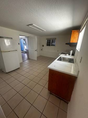 2BR/1BA In Law Adu on 36th Ave · Oakland photo 5