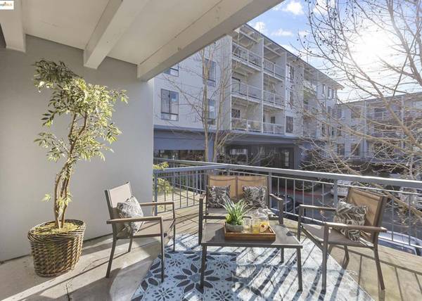 Cute &amp; Comfortable 1br Apartment With Parking. photo 3