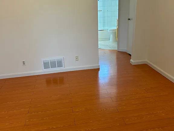 1BR/2BA Apartment on Adeline St · Emeryville photo 2