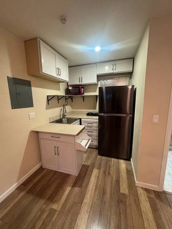 0BR/1BA Apartment · San Jose photo 3