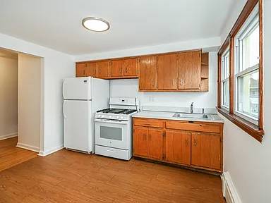 1BR/1BA Apartment · Staten Island photo 2