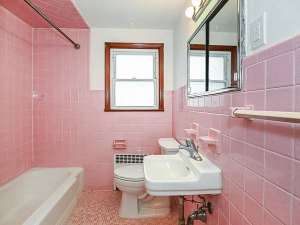 1BR/1BA Apartment · Staten Island photo 4