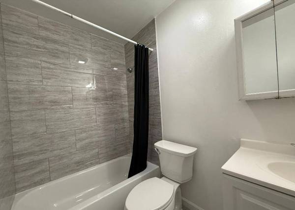 1BR/1BA Apartment · Redwood City photo 4