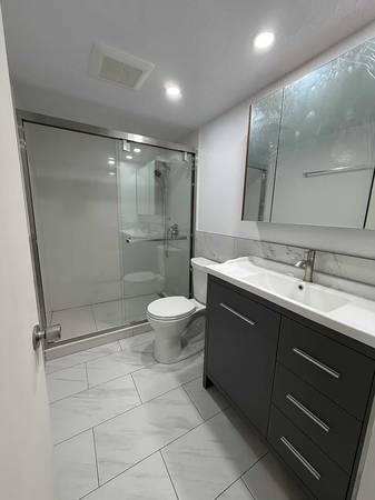 1BR/2BA Apartment · Sherman Oaks photo 5