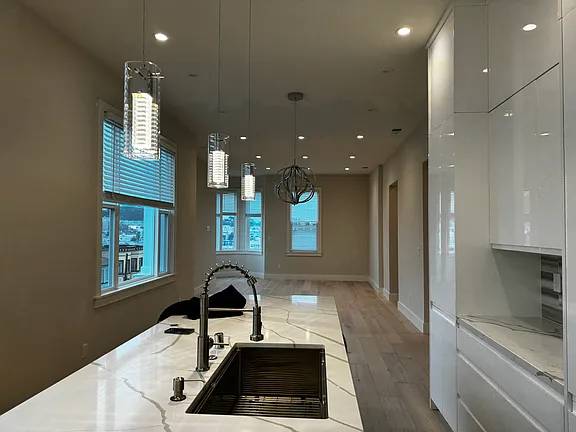 3BR/4BA Single Family House on Mason St · San Francisco photo 5