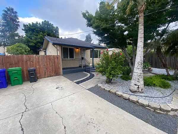 Beautiful &amp; Spacious 3 Bedroom, 1 Bathroom Locust St Home In Cherryland – W Laundry Hook Up, Backyard &amp; Driveway photo 2