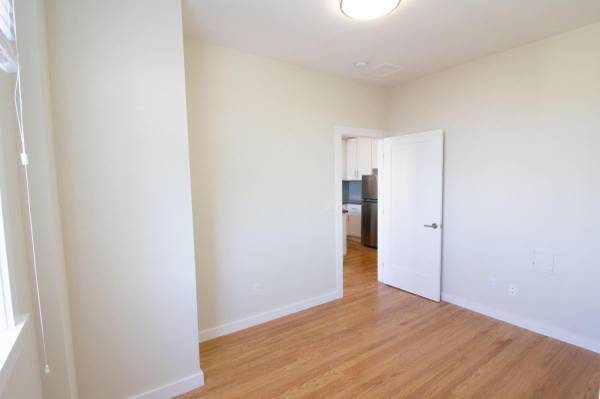 1BR/1BA Apartment · San Francisco photo 3
