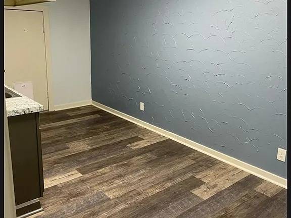 1BR/1BA Apartment on Petaluma Blvd N · Petaluma photo 4