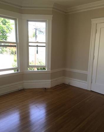 2BR/1BA Apartment · San Francisco photo 3