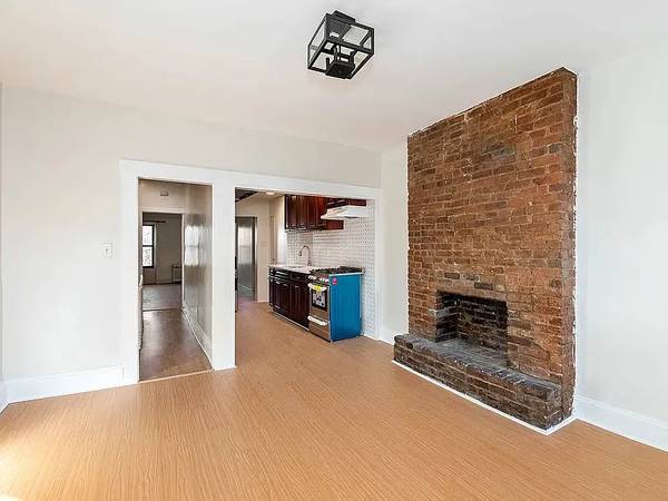 1BR/1BA Apartment · Bronx photo 3