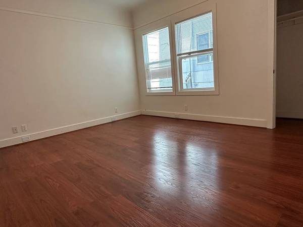 2BR/1BA Duplex on Spruce St · San Francisco photo 5
