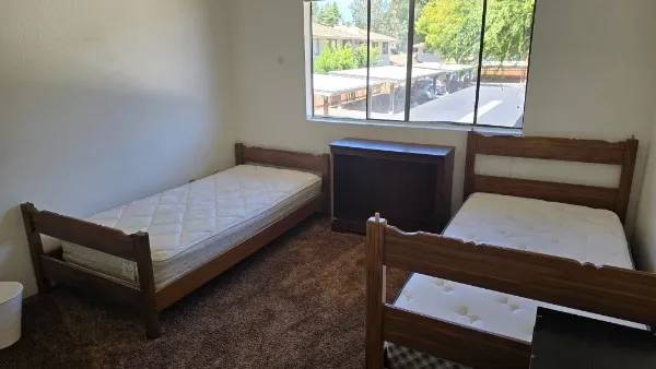 2BR/2BA Townhouse · Santa Cruz photo 3