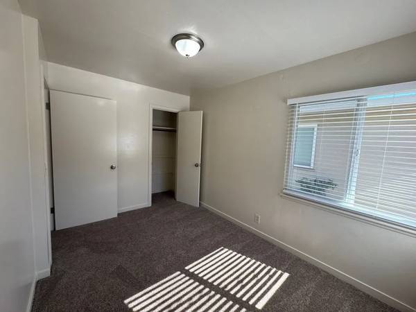 2BR/1BA Apartment · Salinas photo 3