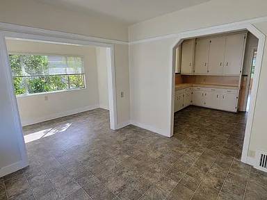 Walnut Creek Apartments photo 5