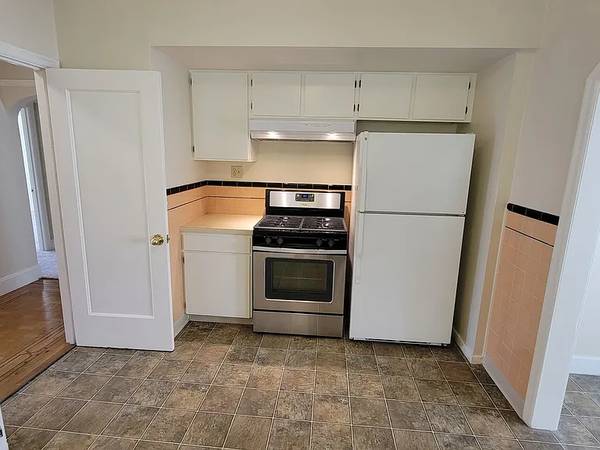 Walnut Creek Apartments photo 4