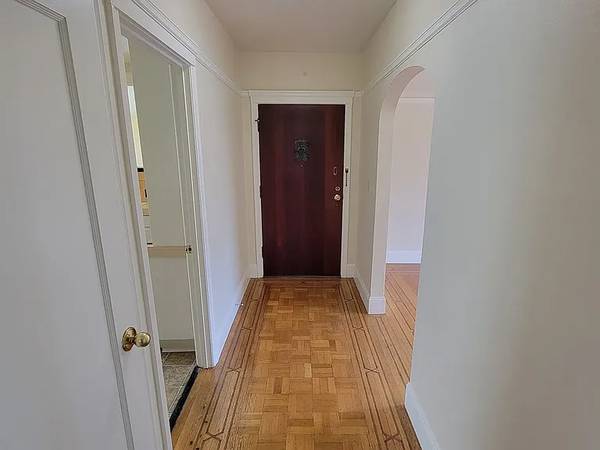 Walnut Creek Apartments photo 3