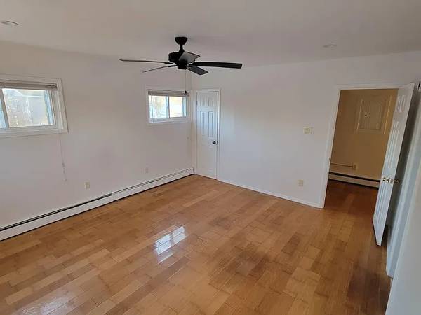 150 Haas Ave photo 5