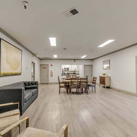 1BR/1BA Apartment · Martinez photo 3