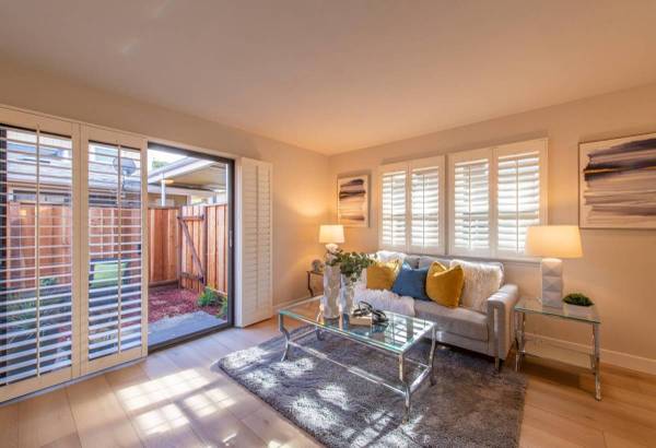 1BR/1BA Condo · Palo Alto photo 2