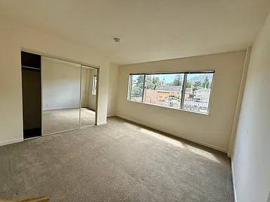 2BR/1BA Apartment on Locust Ave · Larkspur photo 2
