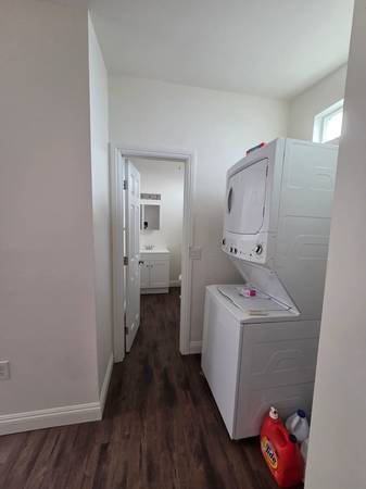 0BR/1BA Apartment · Oceanside photo 3