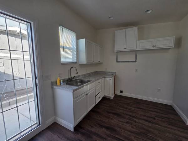 0BR/1BA Apartment · Oceanside photo 2