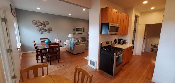 4BR/2BA Apartment · San Francisco photo 2