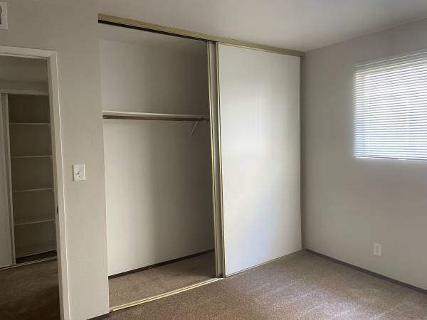 1BR/1BA Duplex · Concord photo 5