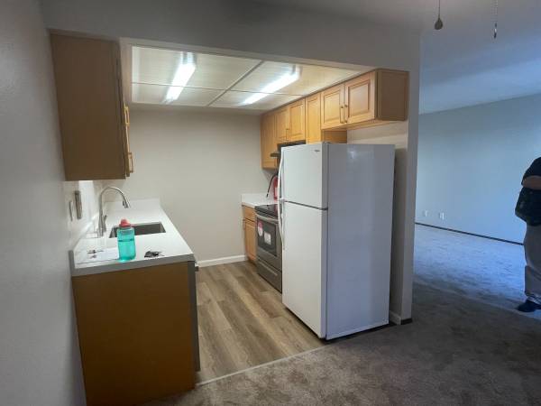 1BR/1BA Duplex · Concord photo 3