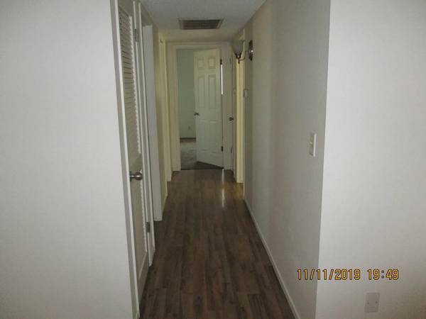 Campbell Plaza Apartments photo 3