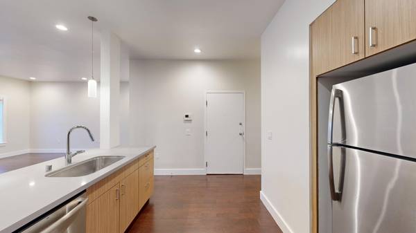3BR/3BA Apartment on Market · San Francisco photo 5