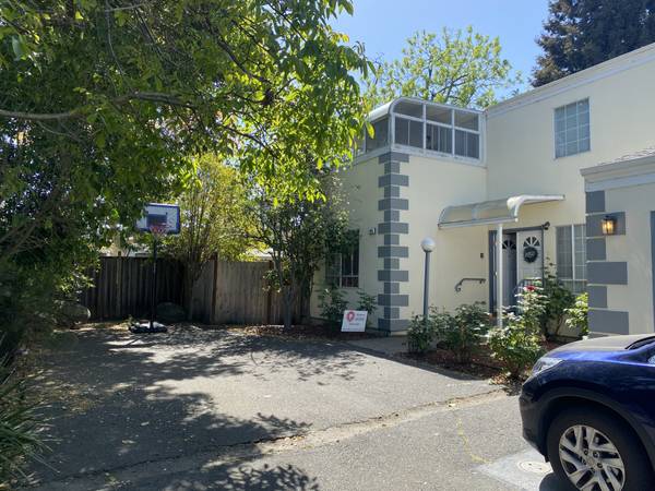 Houses on Central Ave · Redwood City photo 2