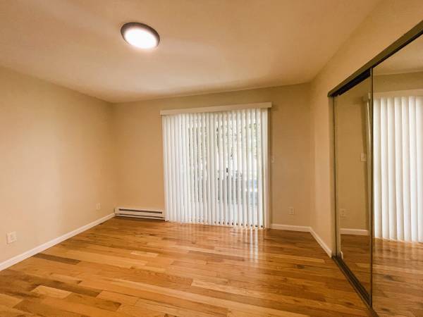 2BR/1BA Apartment · San Rafael photo 5