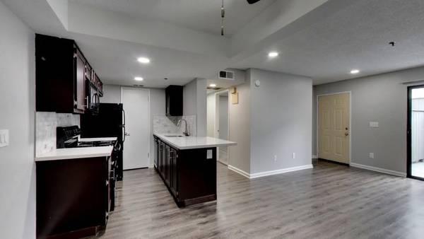 Apartments on 143rd Ave · San Leandro photo 5