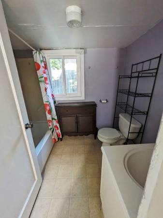 1BR/1BA Single Family House on Cambridge Drive Benicia · Port Costa photo 5