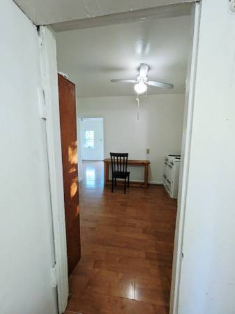 1BR/1BA Single Family House on Cambridge Drive Benicia · Port Costa photo 4