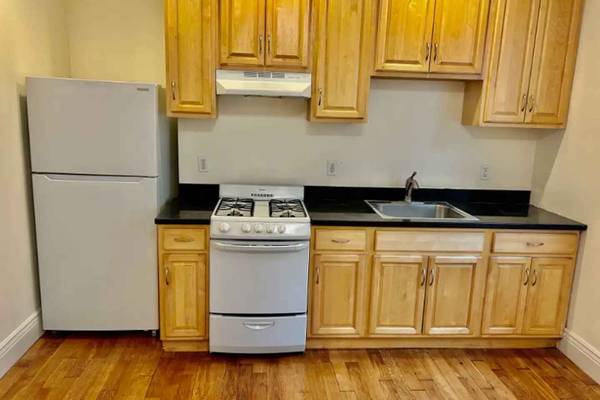 1BR/1BA Apartment · San Francisco photo 3