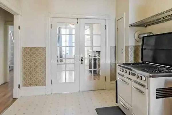 1BR/1BA Single Family House on San Jose Ave · San Francisco photo 5