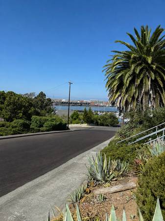 2BR/1BA Duplex · Vallejo photo 2