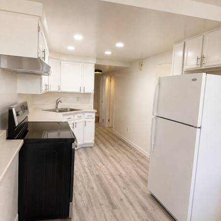 2BR/1BA Duplex · Vallejo photo 5