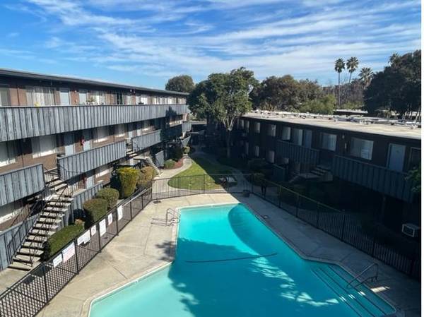 Apartments on Rinconada Drive Near Ironwood · San Jose photo 2