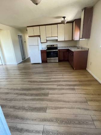 3BR/2BA Single Family House · Oakland photo 5