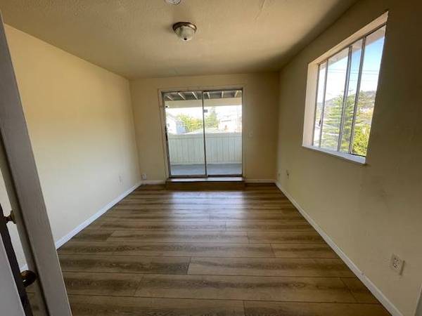 3BR/2BA Single Family House · Oakland photo 2